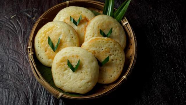 Resep Kue Apem Tanpa Tape yang Empuk dan Mengembang Sempurna