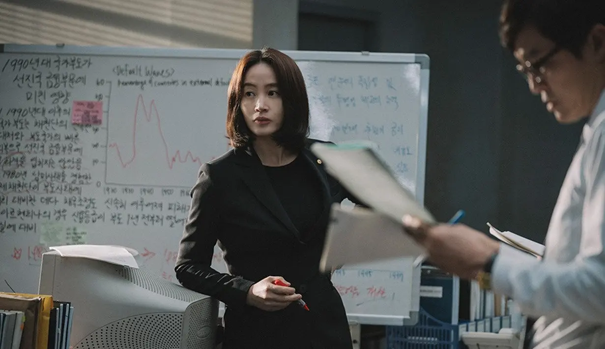 Kim Hye Soo dalam film Default. (Zip Cinema/CJ Entertainment)