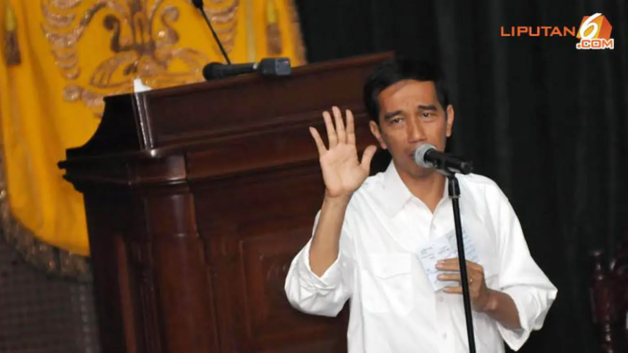jokowi-kagum-131201b.jpg
