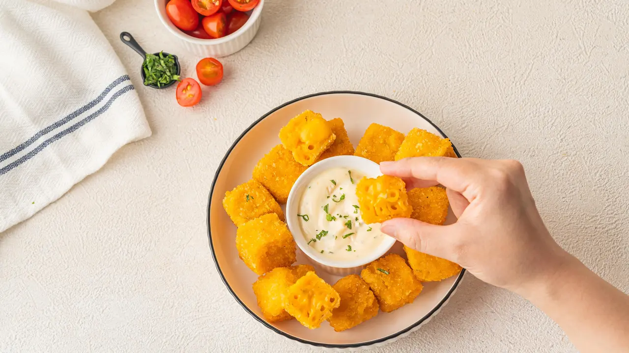 Crispy Mac and Chesse Bites
