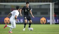 Pemain Timnas Indonesia, Elkan Baggott saat laga uji coba FIFA Matchday antara Timnas Indonesia menghadapi Curacao di Stadion Gelora Bandung Lautan Api (GBLA), Bandung, Jawa Barat, Sabtu (24/9/2022) malam WIB. (Bola.com/Bagaskara Lazuardi)