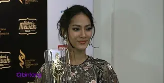 Tara Basro untuk pertama kalinya meraih Piala Citra di ajang di Festival Film Indonesia 2015 (FFI 2015) lewat aktingnya di film A Copy of My Mind. Ia mendedikasikan kemenangannya itu untuk orangtua yang sangat berperan penting dalam hidupnya.