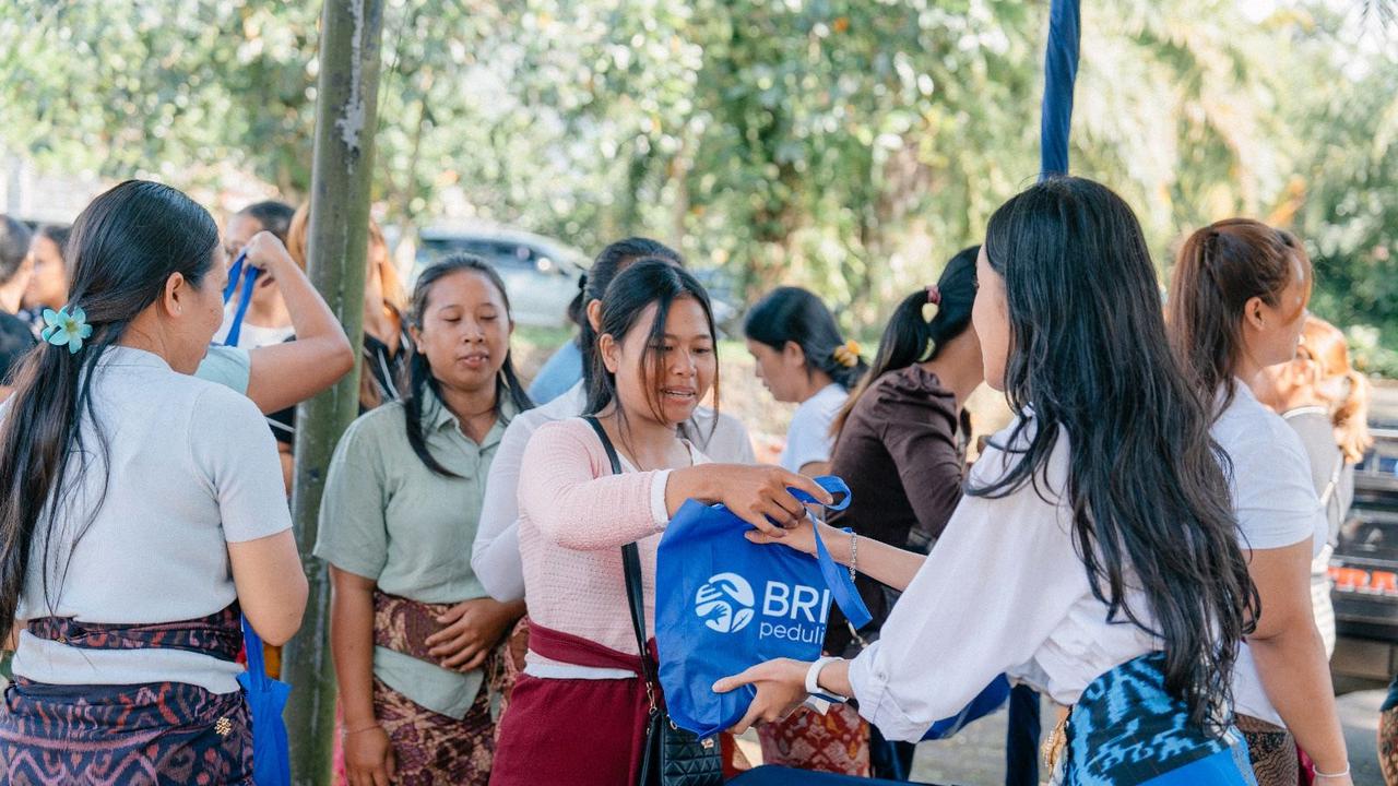 Peringati Hari Raya Nyepi 2026, BRI Peduli Salurkan 2.000 Paket Sembako di Tabanan dan Buleleng