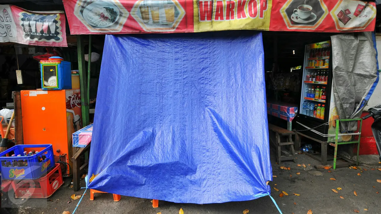 20160607-Hormati Bulan Puasa, Sejumlah Warung Makan Tutup di Siang Hari