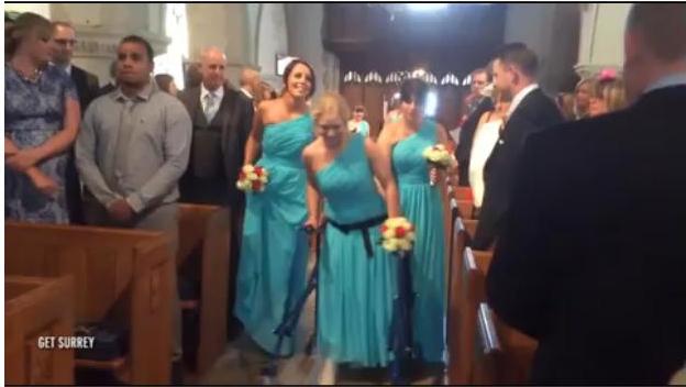 Steph yang bisa berjalan. | Foto: copyright mirror.co.uk