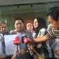 Tim Lembaga Advokasi Hukum Indonesia Raya Partai Gerindra melaporkan situs tribungroup.com atas tulisan yang dianggap memfitnah Prabowo Subianto. (Liputan6.com/Nafiysul Qodar)