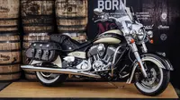 Indian Motorcycle bekerja sama dengan Jack Daniel, produsen minuman keras, membangun sepeda motor Indian Chief Vintage edisi terbatas.