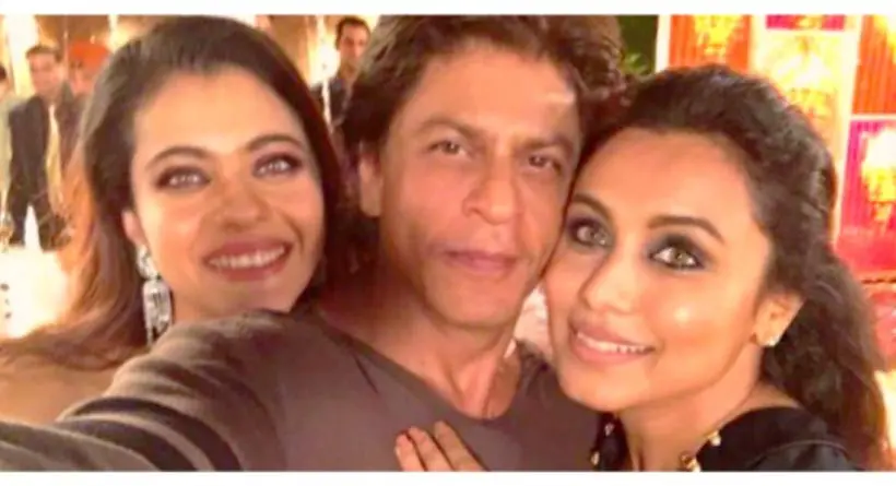 Shahrukh Khan mengunggah foto bareng Kajol dan Rani Mukerji. (Twitter Shahrukh Khan)