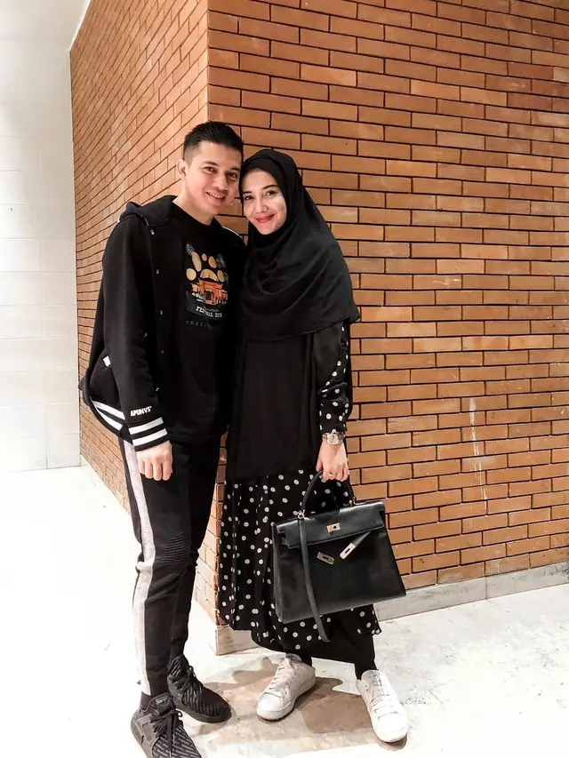[Bintang] Zaskia Sungkar