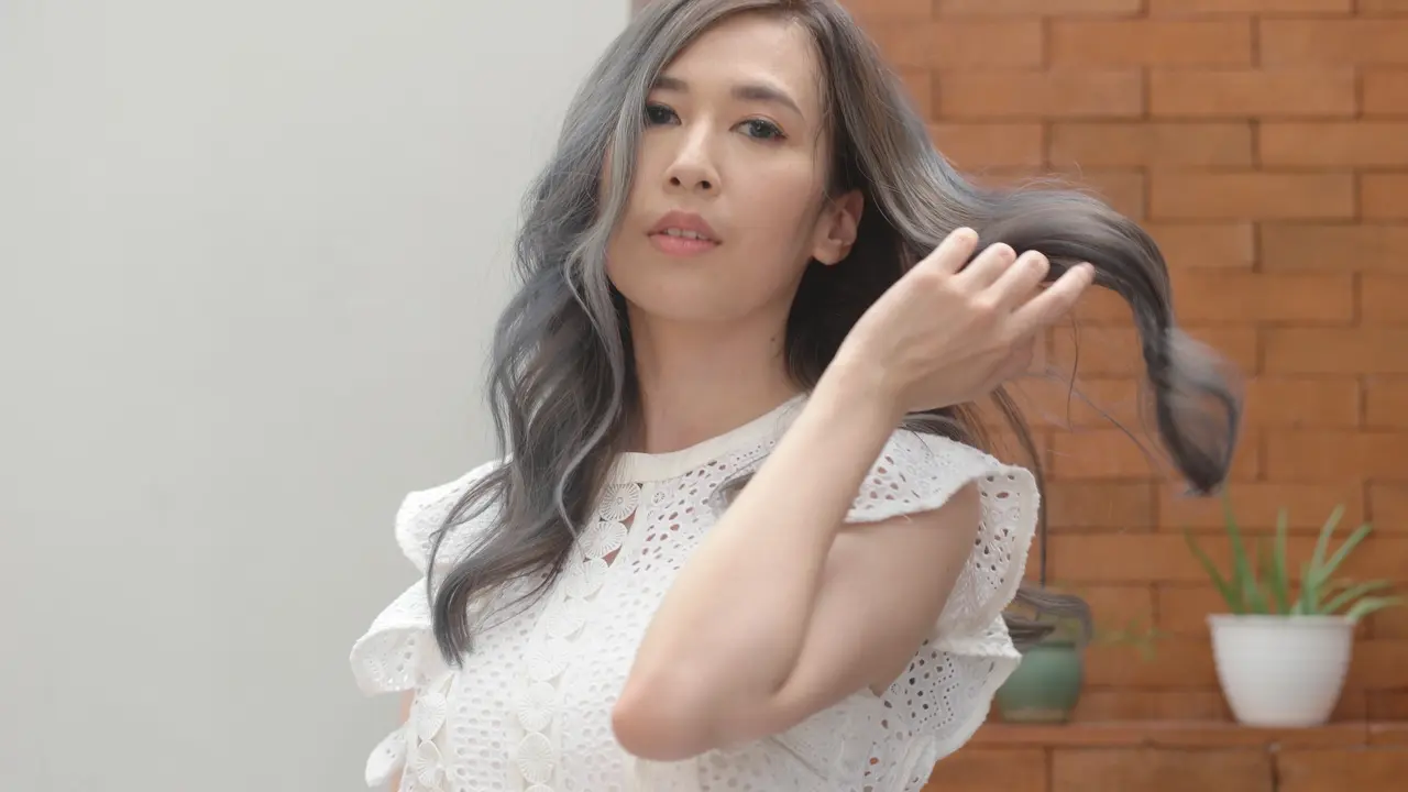 Kartika Wang
