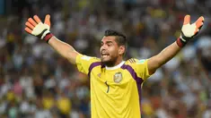 Sergio Romero resmi bergabung dengan MU pada 27 Juli 2015 setelah kontraknya bersama Sampdoria berakhir. Foto diambil pada 13 Juli 2014 saat Final Worl Cup anatar Argentina vs Jerman di Stadion Maracana di Rio de Janeiro. (AFP Photo/Patrik Stollarz) 