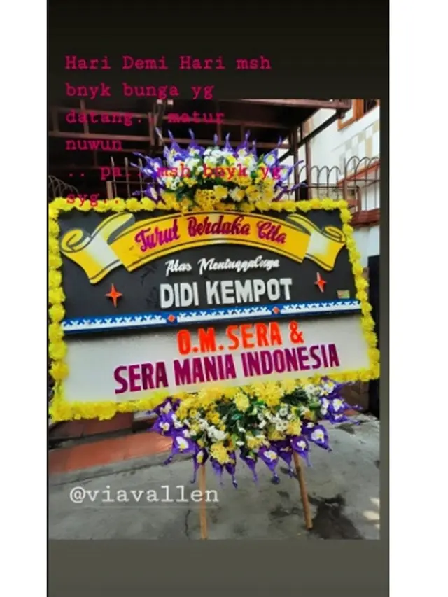 6 Potret Suasana Tahlilan Mendiang Didi Kempot, Penuh Haru