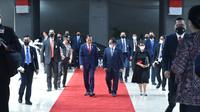 Menlu RI Retno Marsudi mendampingi Presiden Jokowi untuk membuk 8th G20 Parliamentary Speakers’ Summit (P20) yang diselenggarakan  yang diselenggarakan di Gedung DPR, Kamis (6/10/2022). (Dok: DPR RI-P20)
