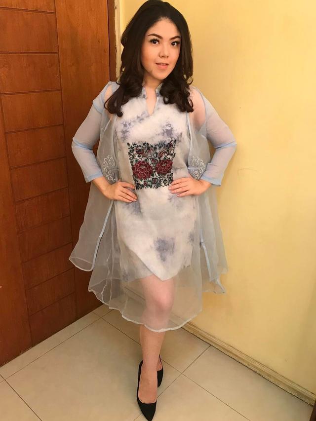 [Bintang] Tina Toon