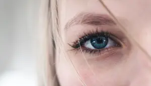 4 Bahan Rumahan untuk Bantu Atasi Lingkaran Hitam di Bawah Mata