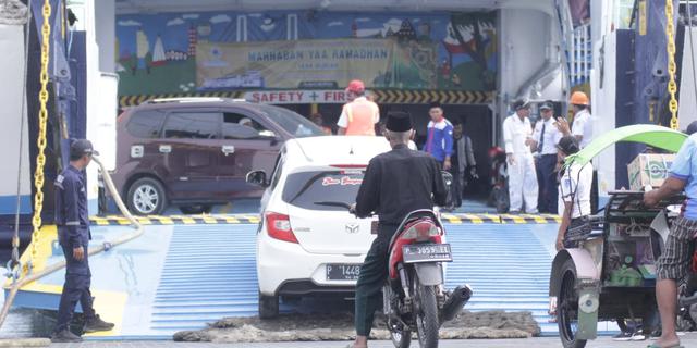 Jurus KSOP Urai Kepadatan di Pelabuhan Jangkar saat Mudik Lebaran