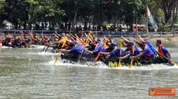 Lomba Dayung Perahu Karet Antar Kompi