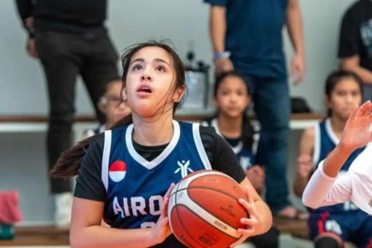 Potret Mikhayla Bakrie Memesona Saat Main Basket, Disebut Duplikat Nia Ramadhani Sang Mama (credit: instagram.com/ramadhaniabakrie/).