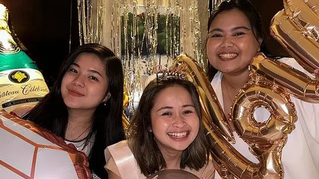 Menikah Hari Ini, 9 Potret Gritte Agatha Dapat Surprise Bridal Shower ke-2 di Bali