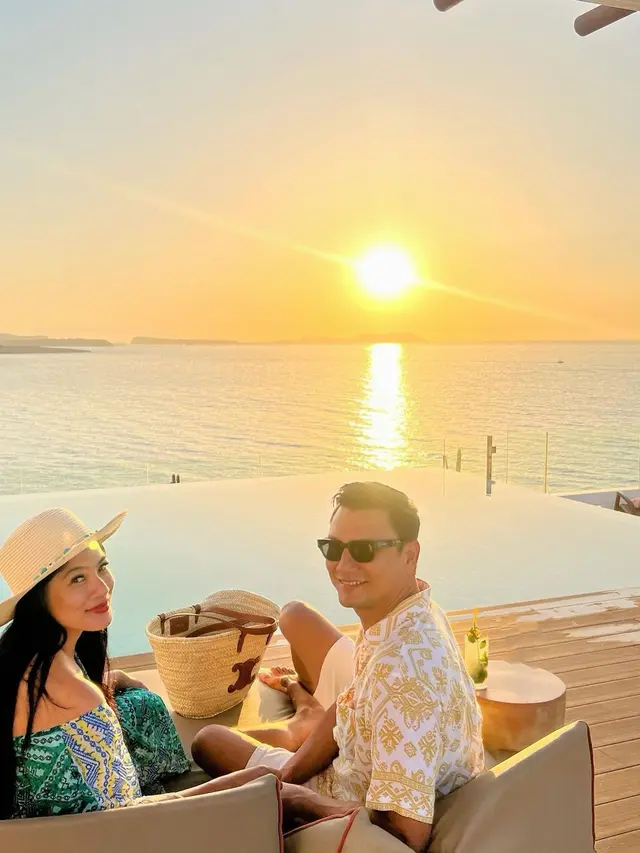 Titi Kamal bareng Christian Sugiono liburan (Instagram/titi_kamall)