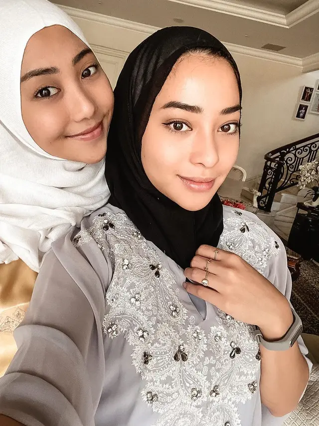 6 Momen Khataman Al Quran Nikita Willy Bareng Keluarga