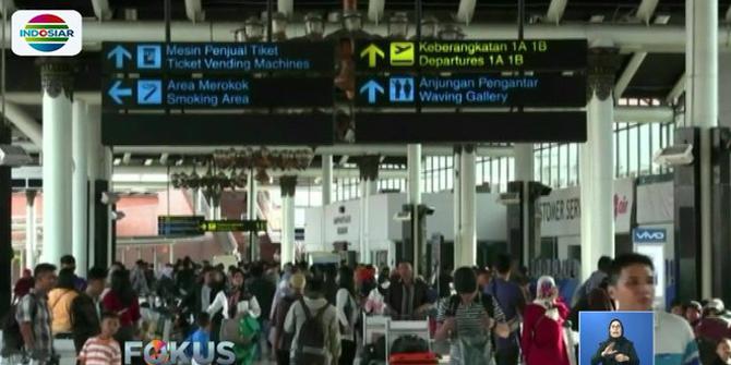 Libur Tahun Baru, Bandara Soekarno-Hatta Dipadati Penumpang