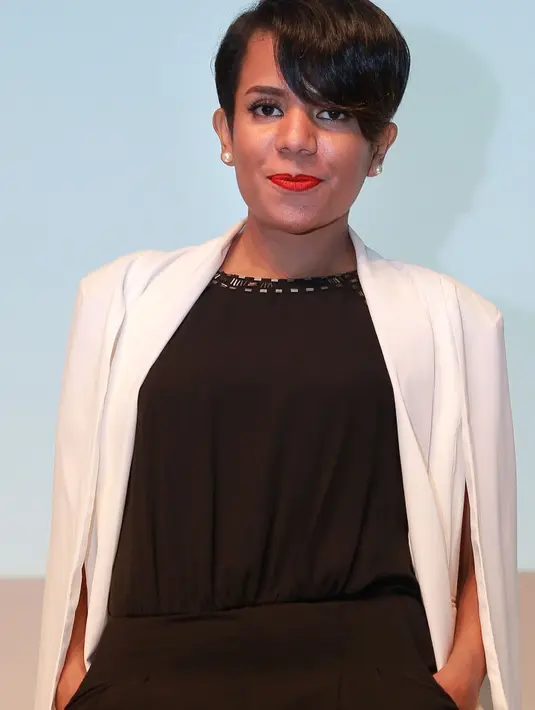 Bagi Nowela, meski memiliki kulit gelap, namun kesehatan merupakan nomor satu. Ia bahkan menganggap kulit gelap merupakan kelebihannya.(Galih W. Satria/Bintang.com)