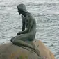 Patung "The Little Mermaid" yang terkenal di Kopenhagen, Denmark. (Sumber: Pixabay/sharonang)