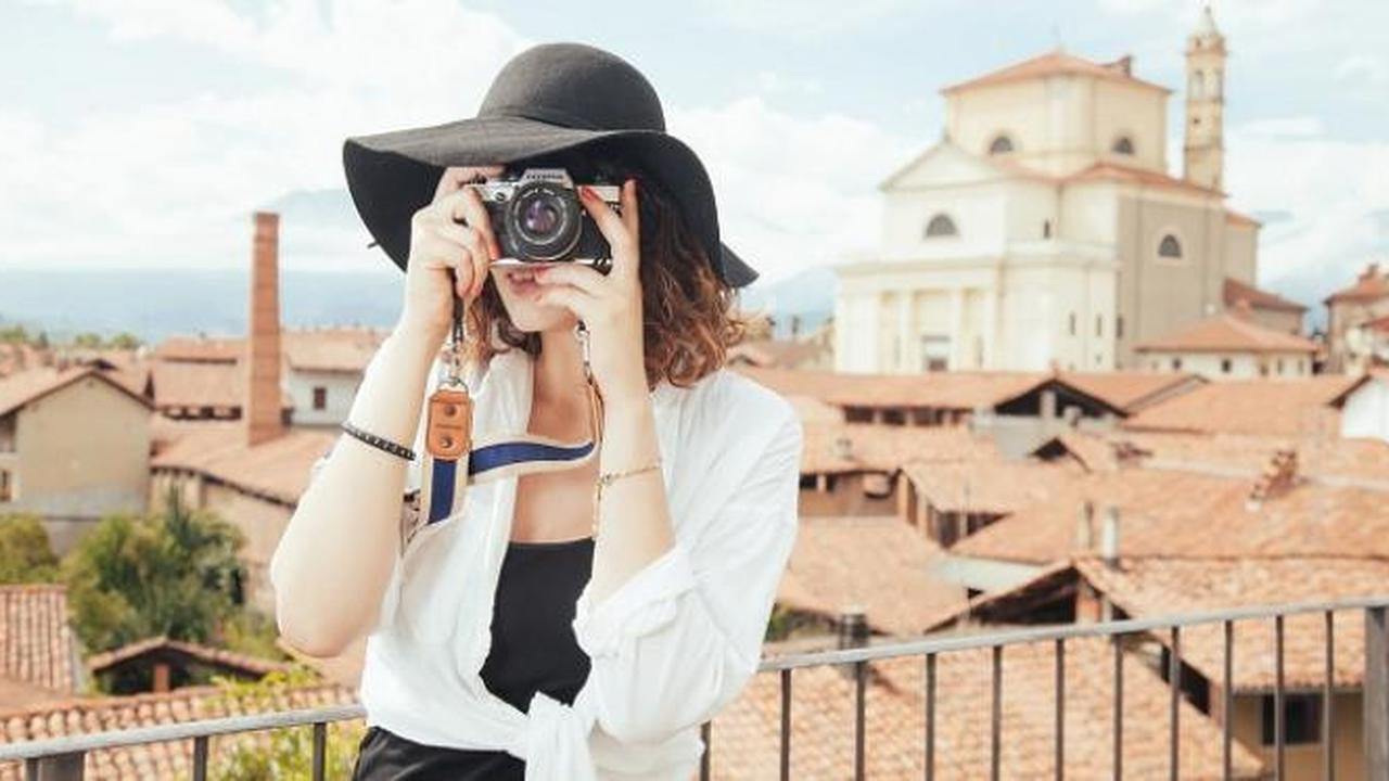 Atasi Permasalahan Bahasa Saat Traveling dengan 6 Tips Berikut