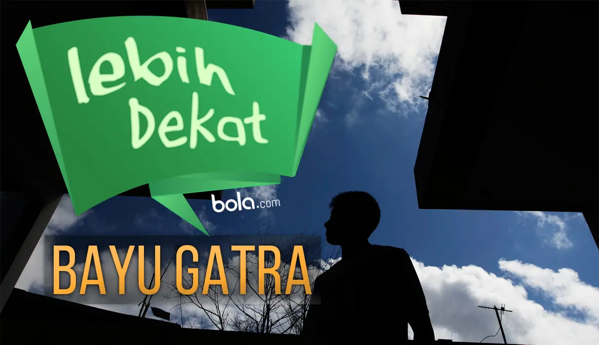 Siluet dari penyerang sayap Bali United, Bayu Gatra saat berada di Mes Bali United. (Bola.com/Vitalis Yogi Trisna)