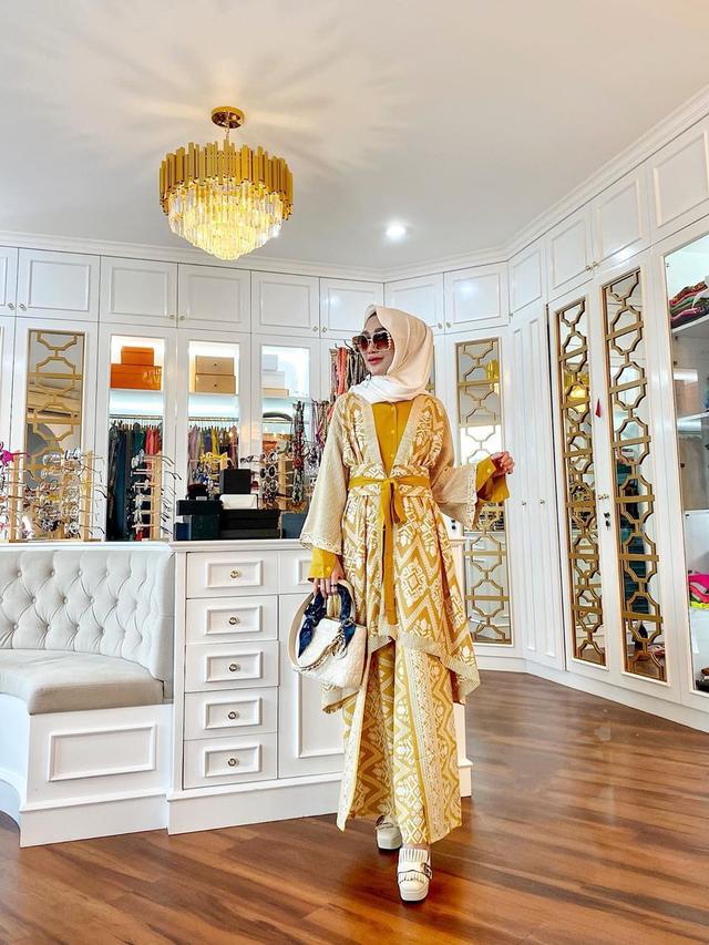 6 Penampakan Rumah Dokter Reza Gladys Walk In Closet Mewah Jadi Sorotan Hot Liputan6 Com