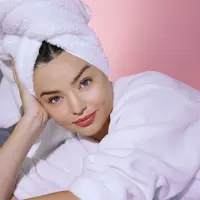 Masa social di tengah wabah virus corona ternyata punya banyak manfaat untuk kulit. (Foto: Instagram/ Kora Organics)