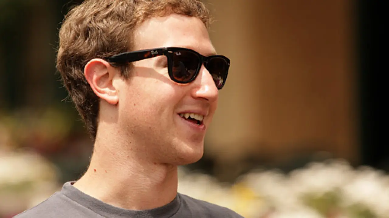 10 Bukti Kesederhanaan Mark Zuckerberg yang Harus Kamu Tiru