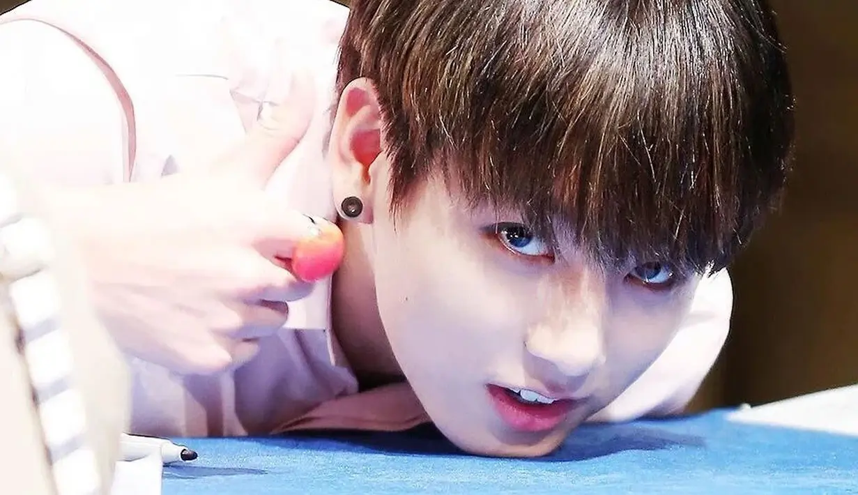 Menurut Jungkook BTS, wanita yang paling seksi adalah Sailor Moon. (Foto: koreaboo.com)