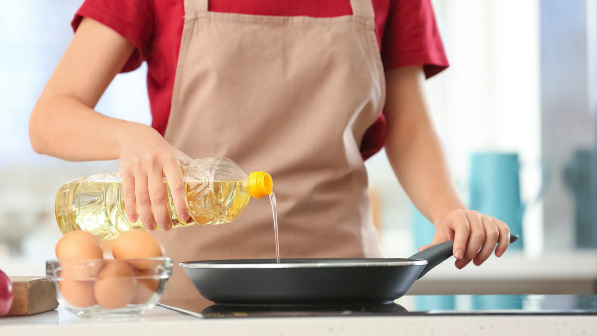 Salah Pilih Minyak untuk Masak Bisa Picu Kolesterol hingga Penyakit Jantung, Begini Saran Ahli