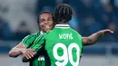 Tertinggal satu gol, Sassuolo perlahan mulai menemukan ritme permainan. Tim tamu akhirnya berhasil menyamakan kedudukan pada menit ke-35 lewat Armand Lauriente. (Alfredo Falcone/LaPresse via AP)