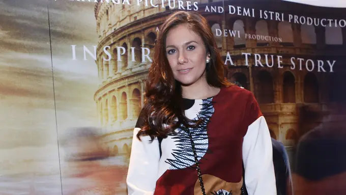 [Bintang] Wulan Guritno