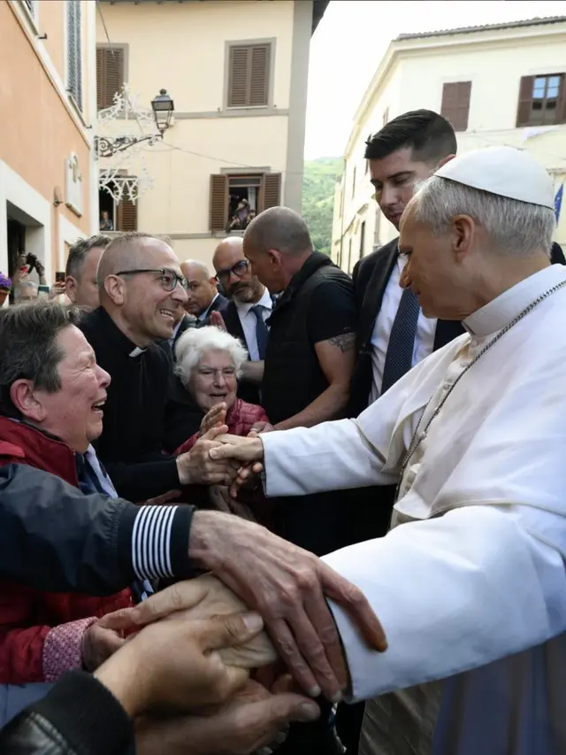 5 Fakta Unik Pelantikan Paus Leo XIV (photo by instagram.com/pontifex)