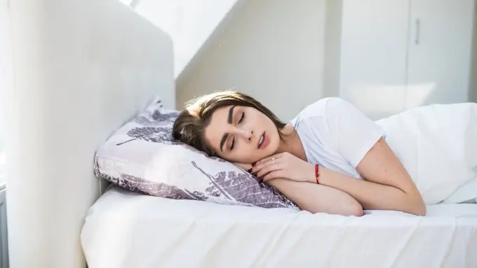 [Bintang] llustrasi Tidur
