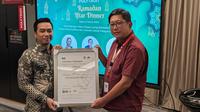 Tekno Wibowo selaku Commercial Director Polytron terima sertifikat ISO 27001,&nbsp;Bukti Komitmen Keamanan Data di Era Digital. (Liputan6.com/ Yuslianson)