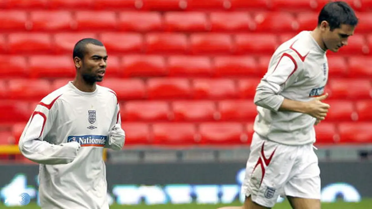 frank-lampard-ashley-cole-130530.jpg