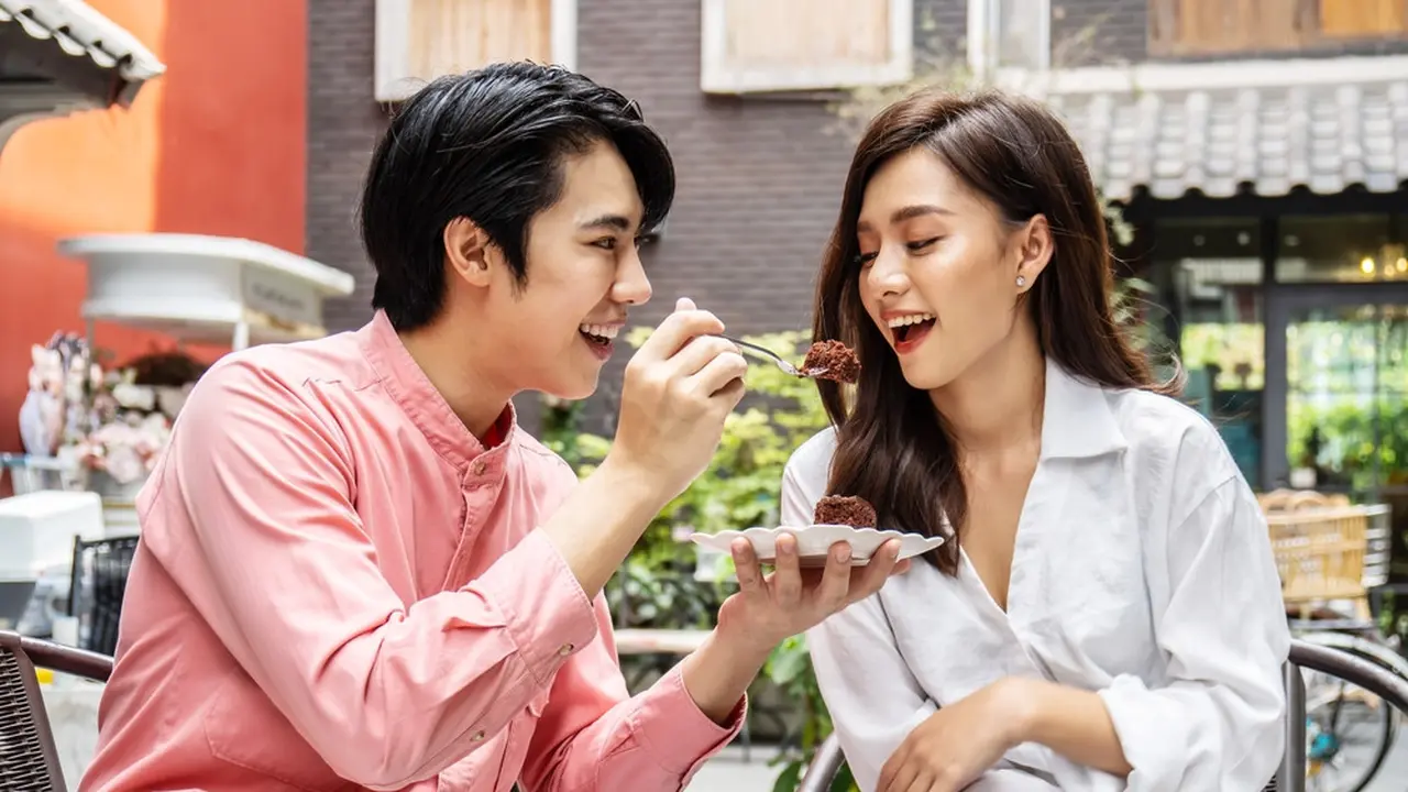Berasa Beda Server karena Love Language Nggak Sama dengan Pasangan? Begini Lho Tipsnya!