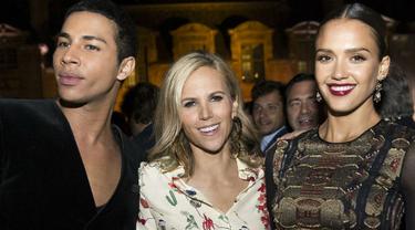 Gaya Dan Bertabur Bintang Pembukaan Gerai Tory Burch Di Paris Fashion Fimela Com