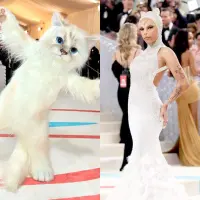 Jared Leto dan Doja Cat nyentrik cosplay ala kucing Karl Lagerfeld di Met Gala 2023. (Foto: Instagram/justjared).