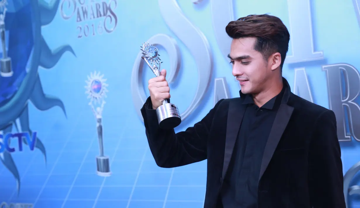 "Gua nggak nyangka karena saingannya berat-berat banget. Mereka aktor-aktor yang udah punya sinetron ratusan episode," ujar Kirun menambahkan. (Adrian Putra/Bintang.com)