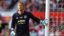 3. Edwin van der Sar - Van der Sar merupakan salah satu kiper terbaik yang pernah dimiliki Manchester Unted. Kiper asal Belanda ini turut mempersembahkan empat gelar Premier League, satu trofi Liga Champions, satu Piala Dunia Antarklub dan satu Piala Liga. (AFP/Paul Ellis)