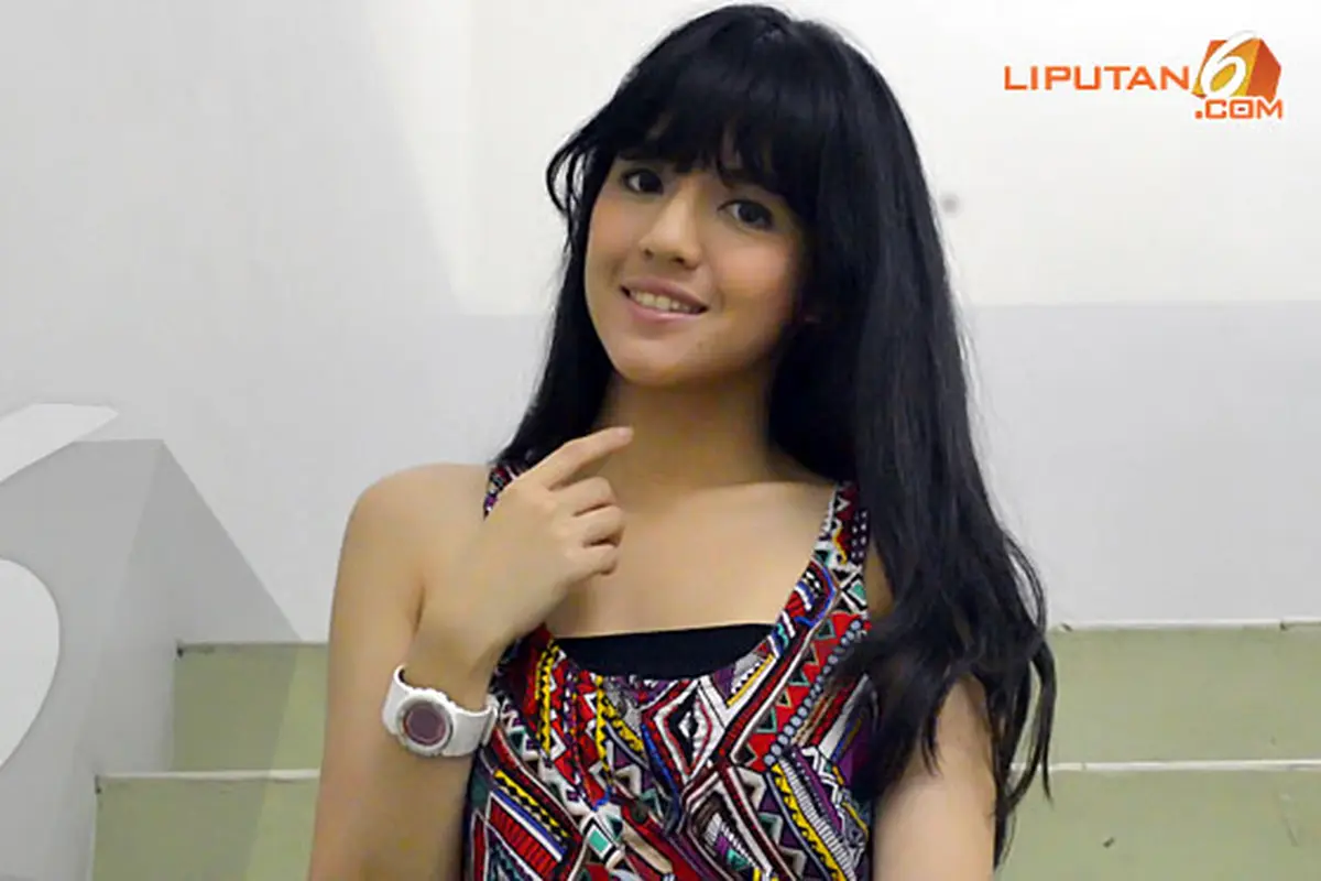 dj-una-2-131024b.jpg