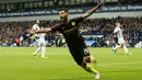 Bintang Manchester City, Sergio Aguero merayakan golnya saat melawan West Bromwich Albion pada lanjutan Premier League di Stadion Hawthorns, (29/10/2016). (Action Images via Reuters/Andrew Boyers)