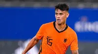 Mantap Memilih Jadi WNI, Mees Hilgers Sangat Bangga dan Tunggu Momen Berseragam Timnas Indonesia