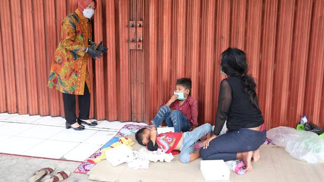 Mensos Risma Kembali Bawa Tunawisma ke Balai Pangudi Luhur